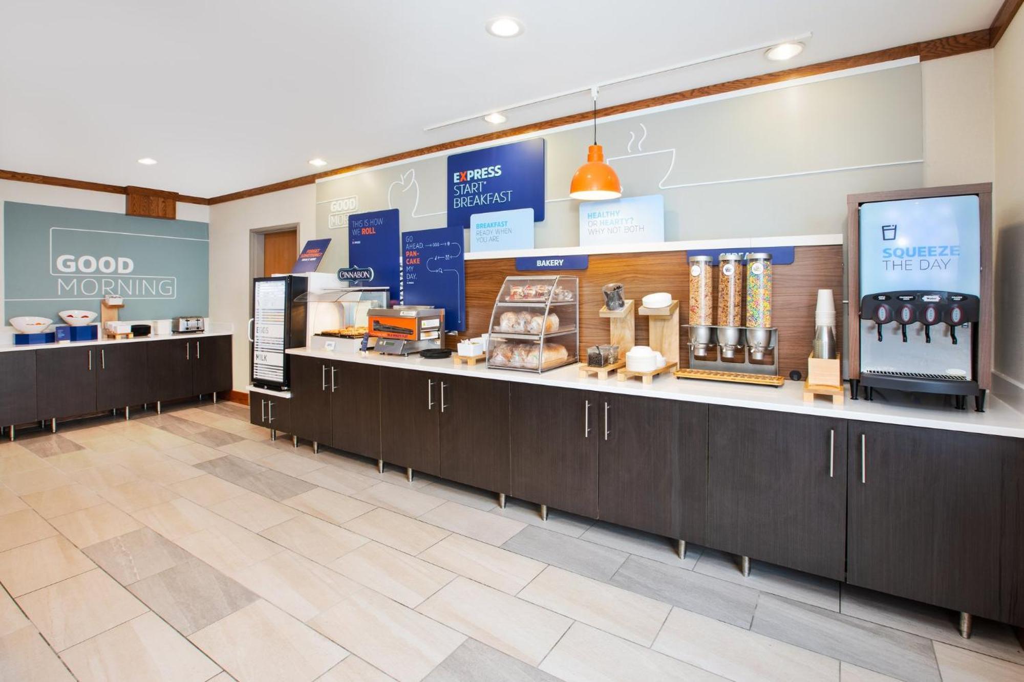 Holiday Inn Express & Suites Buffalo, An Ihg Hotel Kültér fotó