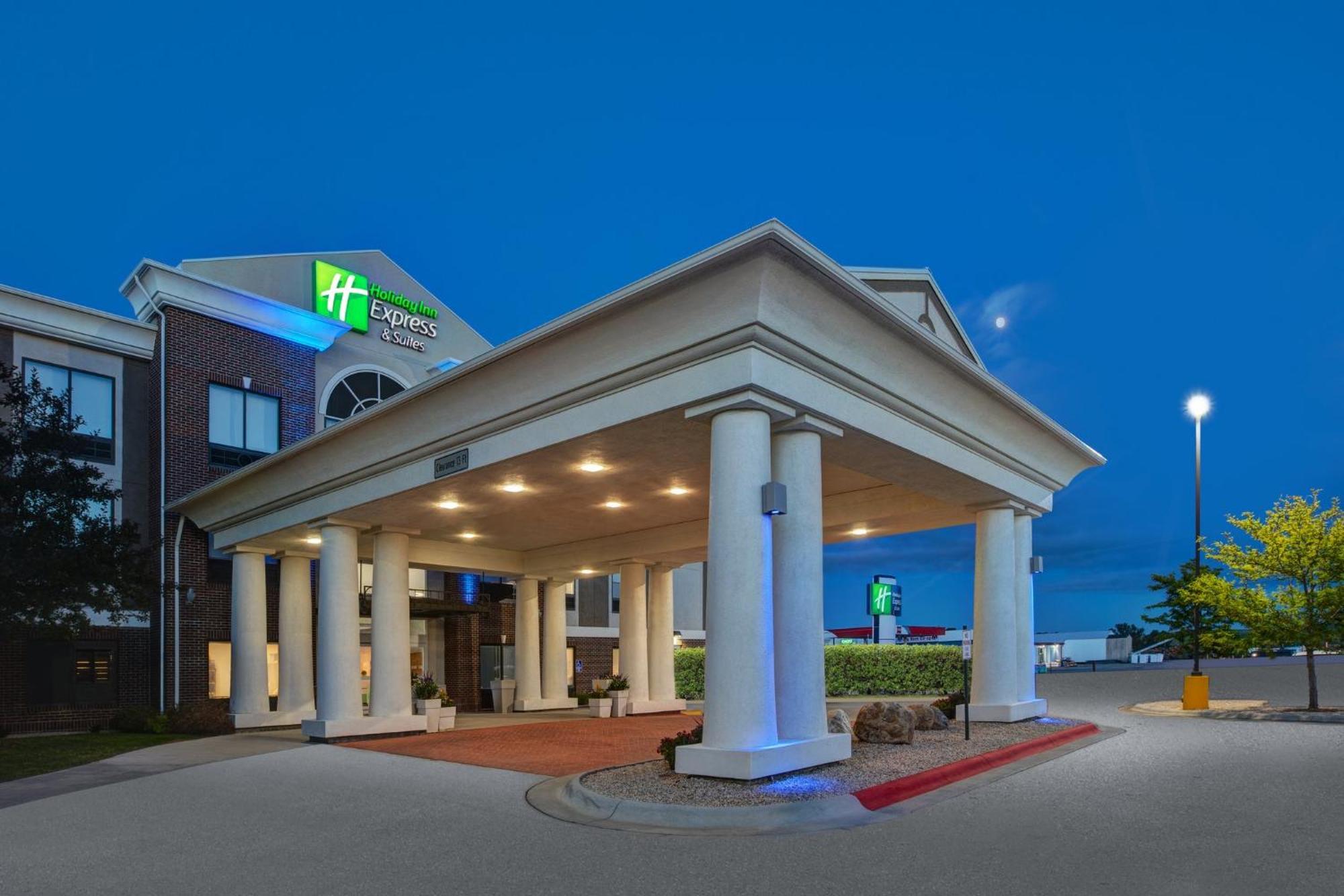 Holiday Inn Express & Suites Buffalo, An Ihg Hotel Kültér fotó